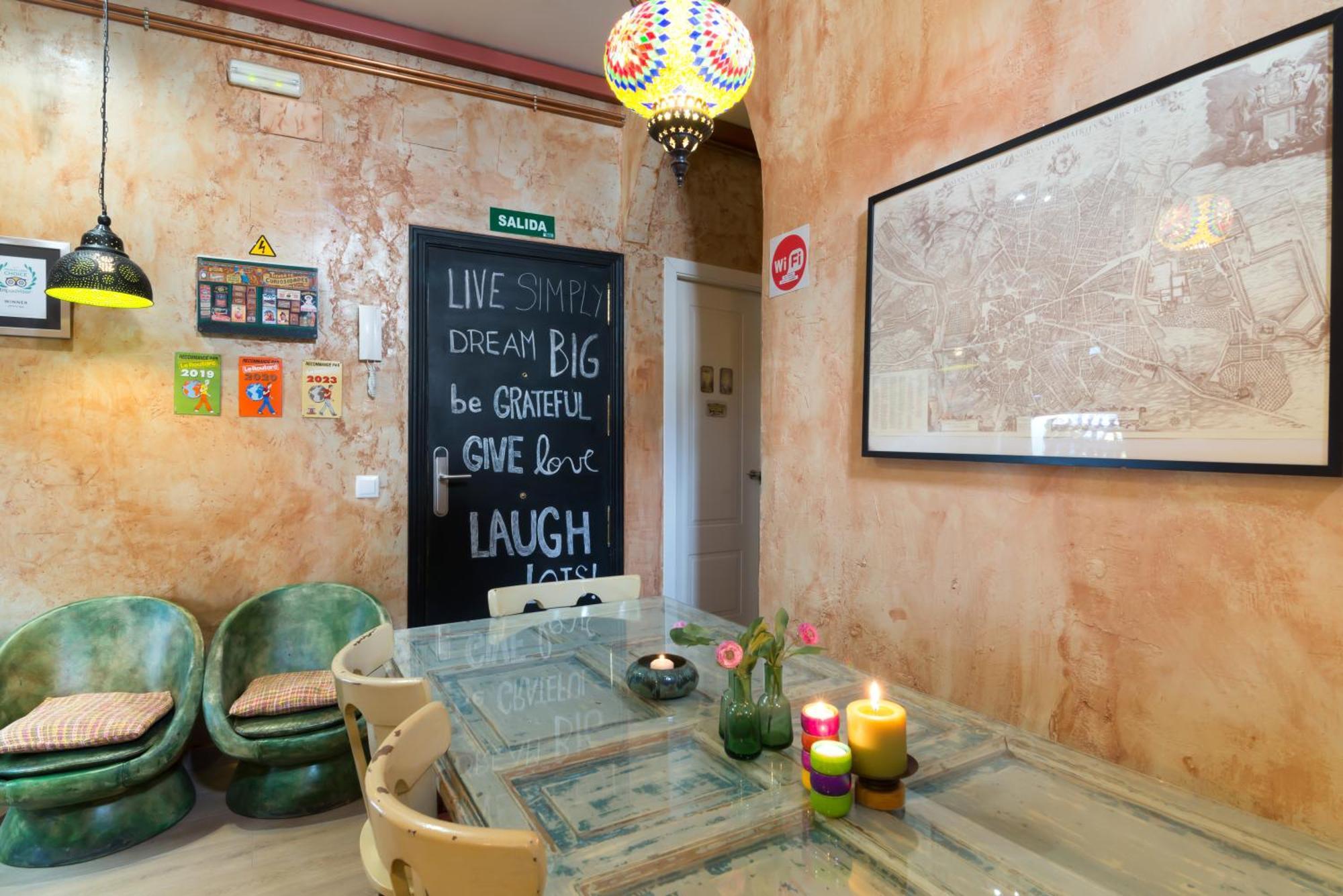 Gasthof Artistic Madrid